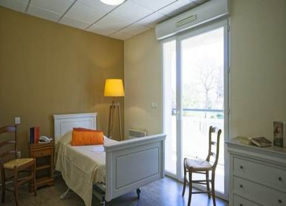 FONTAINE-LE-COMTE - LES JARDINS DE SALOMé