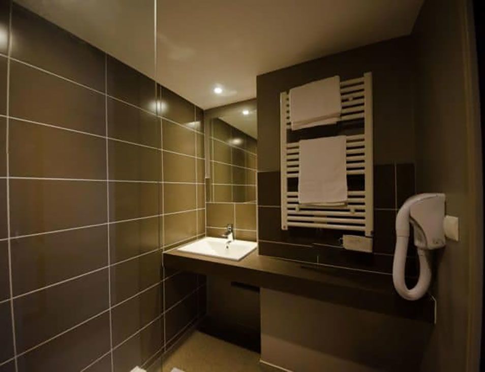 Programme neuf à Saint-Priest : 1 appartement dès 82 836 € — photo 2