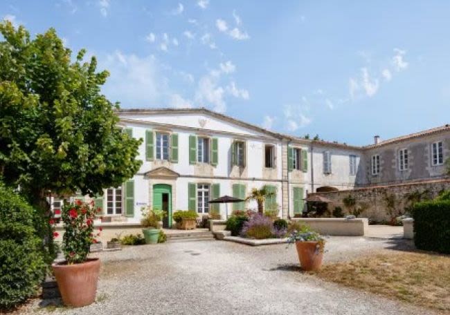 Le Palais des Gouverneurs***