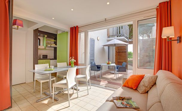 b4261eaeff96cd3ead56d5c5ceb4a62a