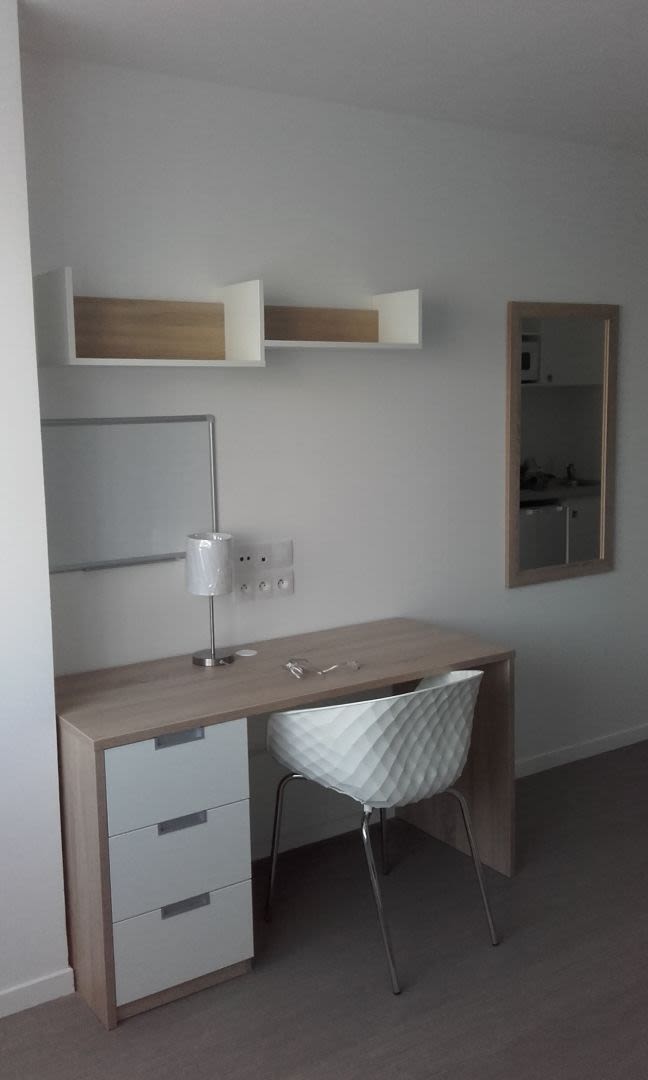 b6352a21ed368af817eaf6086f5db593