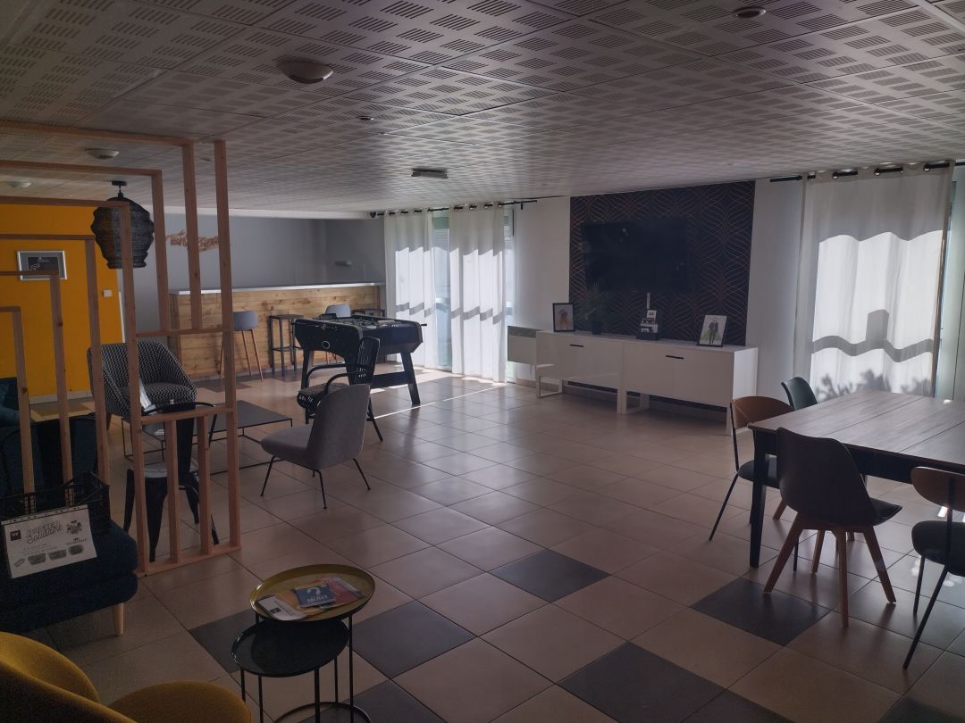 ba22e14ed3a73045aedda19d6ae48605