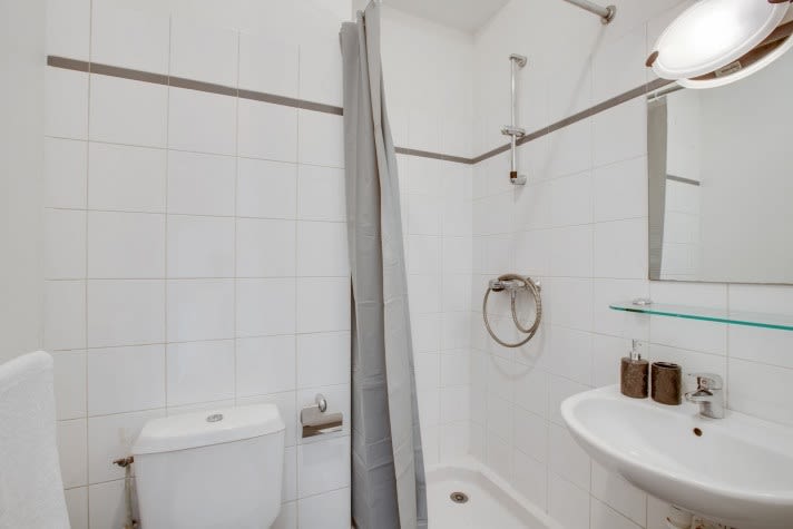 Programme immobilier neuf à Paris (75018) — photo 1