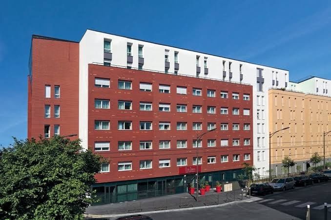 LOGELY (Gabriel Peri)