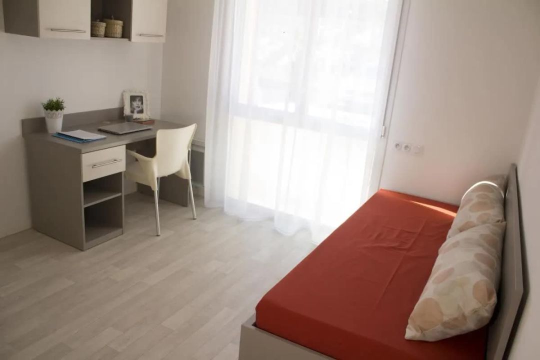 ca885c3f8f53043c7e12b56d3d4b3ef6