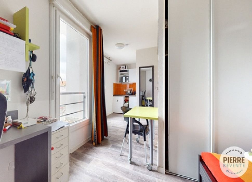 VILLEURBANNE - THESEE