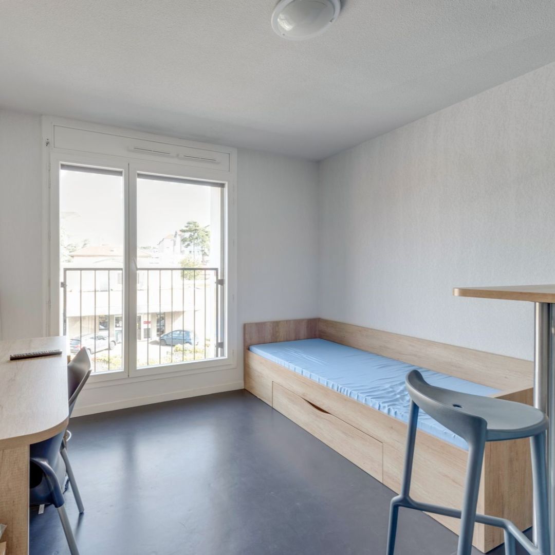 Programme neuf à Pierre-Bénite : 1 appartement dès 79 091 € — photo 2