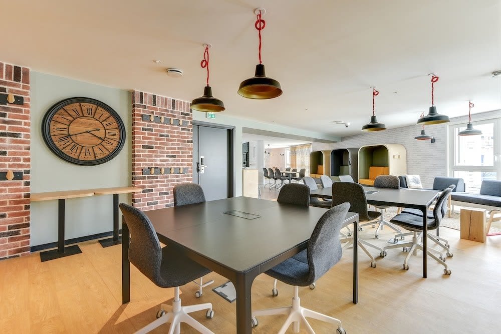 e522bdb6b7db4842b4cfd0705264dc03