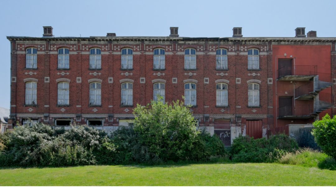 e9816bea41929b6b4293c24fc82b5813