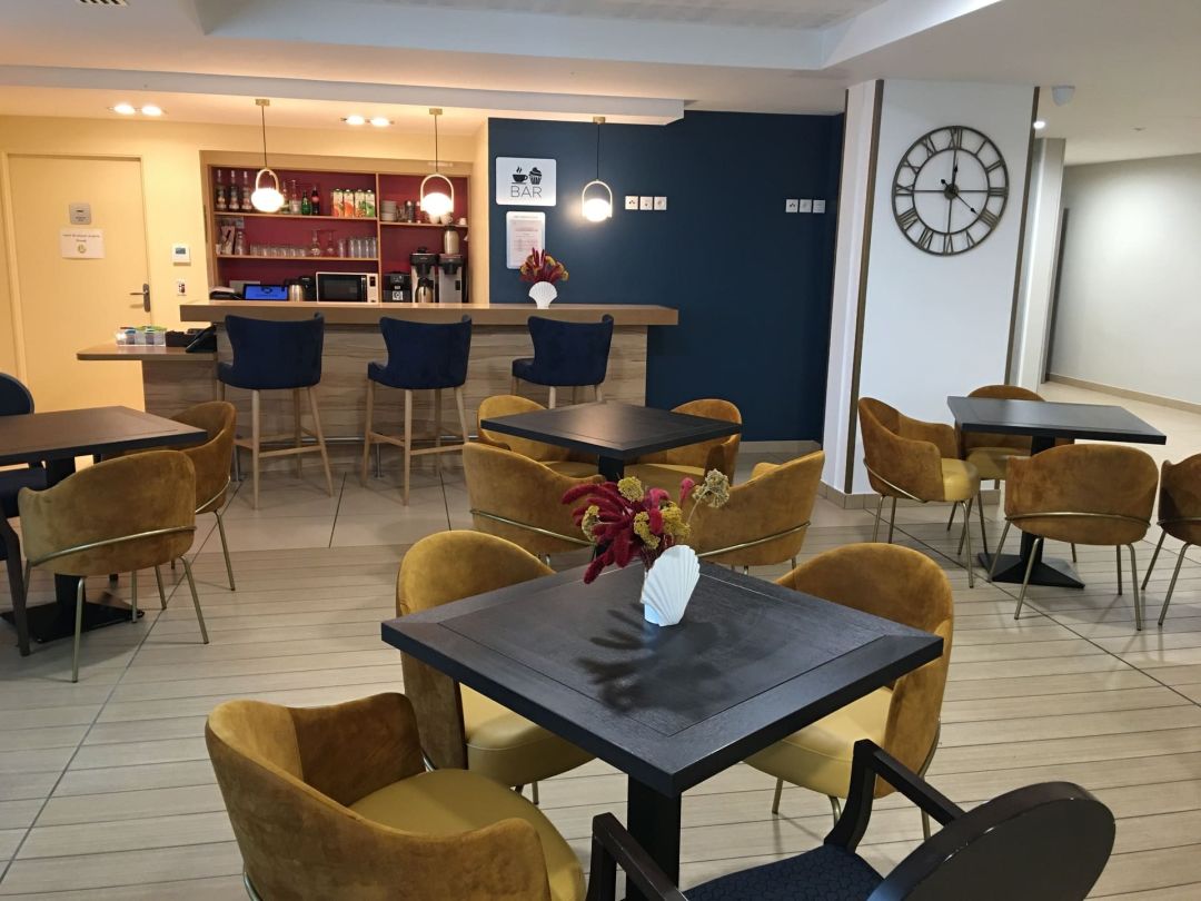 Programme neuf à Royan : 8 appartements dès 148 817 € — photo 2