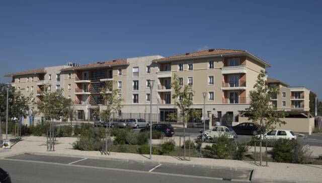Programme neuf à Cavaillon : 17 appartements dès 128 795 € — photo 1