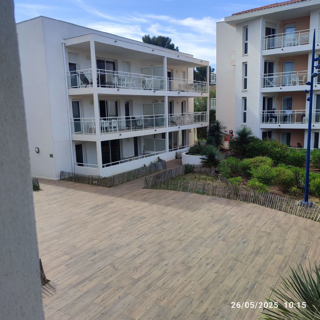 f4f932900c3d76199c8c6a2ea1e33f54