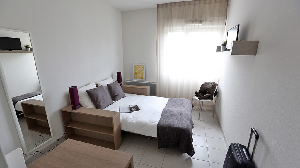 fc6f4f65b6ac45b49aa10854af00c840