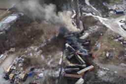 A video screenshot of a derailed freight train in East Palestine, Ohio.