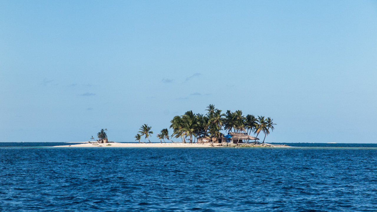 Vista de ilha com apenas uma família moradora a partir da Amande 2