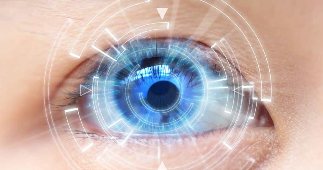 smart contact lenses successfully