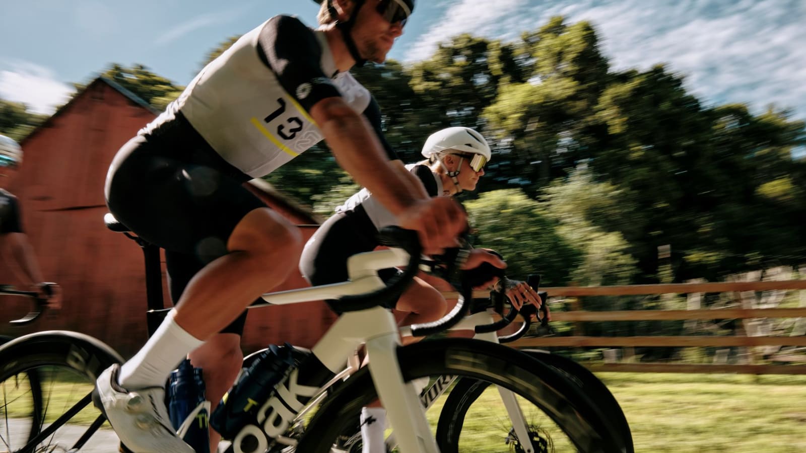 ASSOS Collective 13 x Steel Cyclewear with NoDrøp & Cadillac