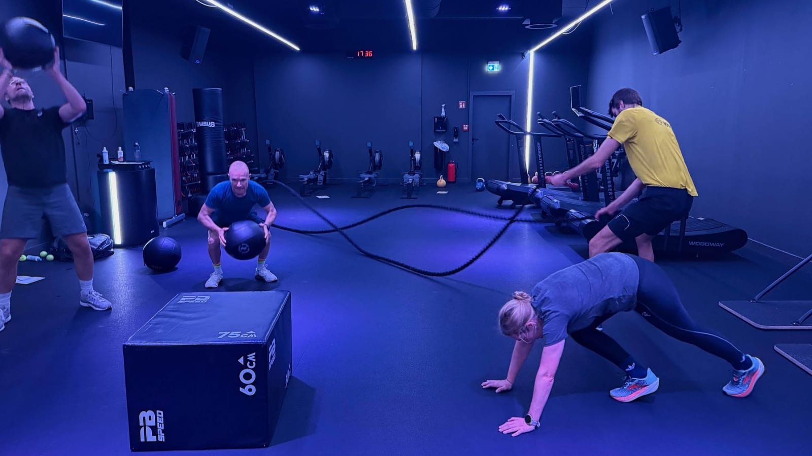 Zyklus. Power. Pedal. So holst du als Frau das Maximum aus deinem Training