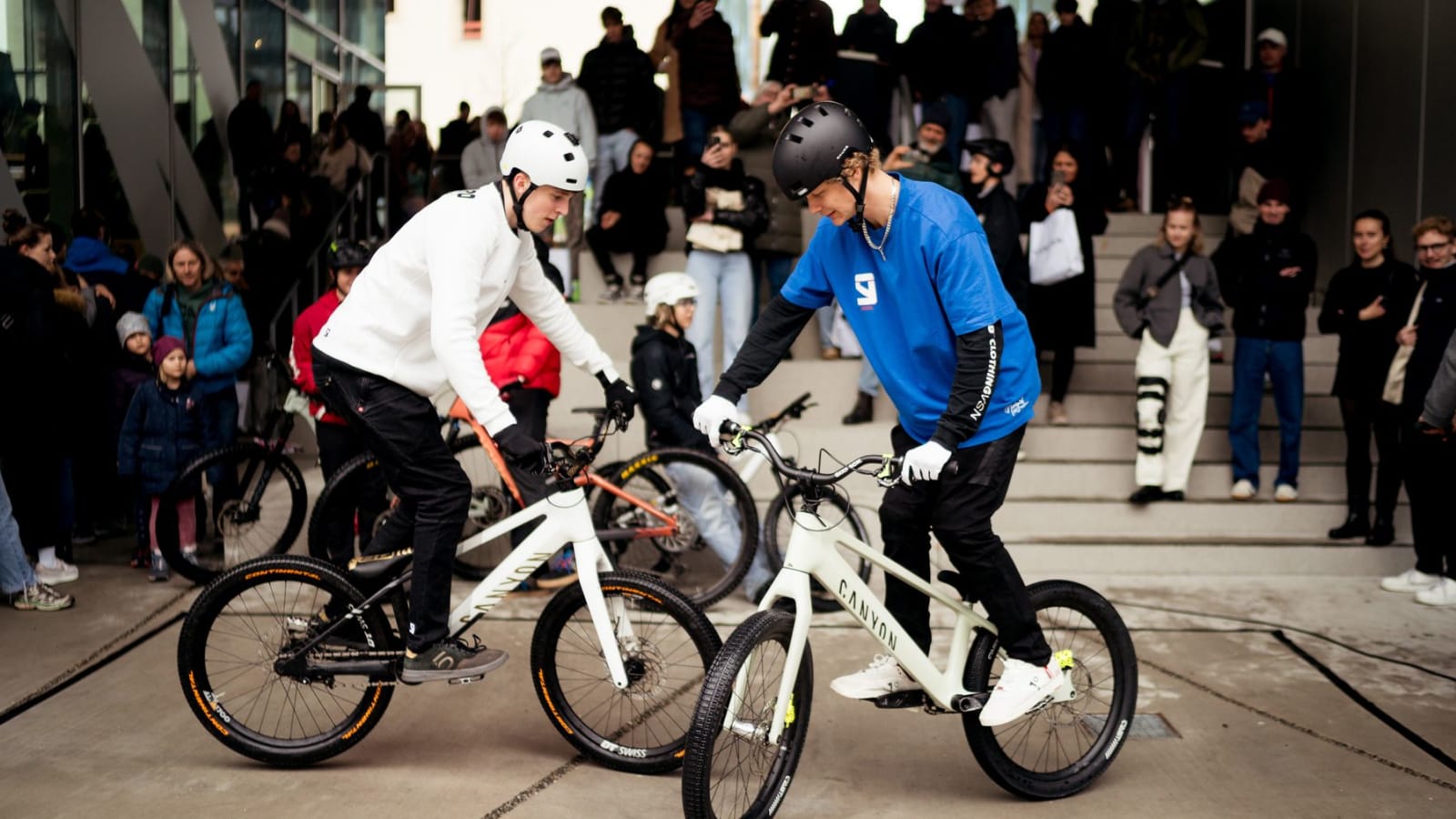 Bunny Hop Contest | Gabriel Wibmer @Canyon Store Munich