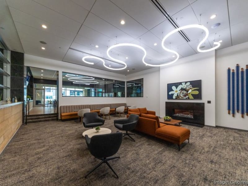 Downtown Cincinnati office tower completes $1.1M lobby renovation with coworking space