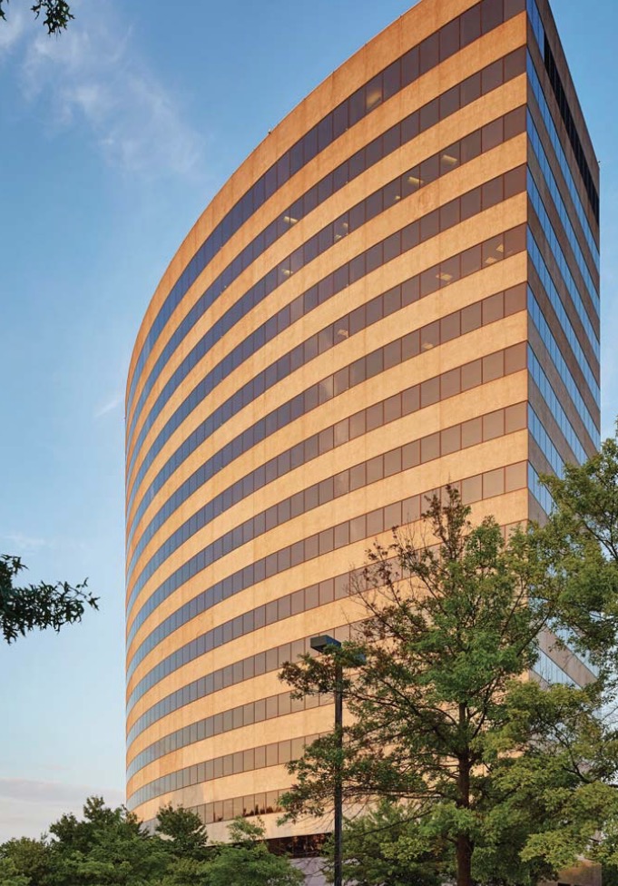JLL Secures $221.25 million in acquisition financing for massive office campus in Kansas