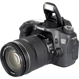 Canon EOS 70D + EF-S 18-55 mm