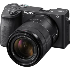 Sony Alpha 6600 Systemkamera, mit Objektiv E 18-135mm F3.5-5.6 OSS