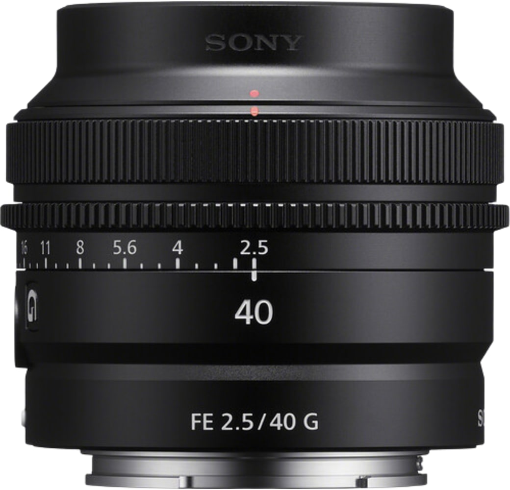 Black Sony FE 40mm F/2.5 G.3
