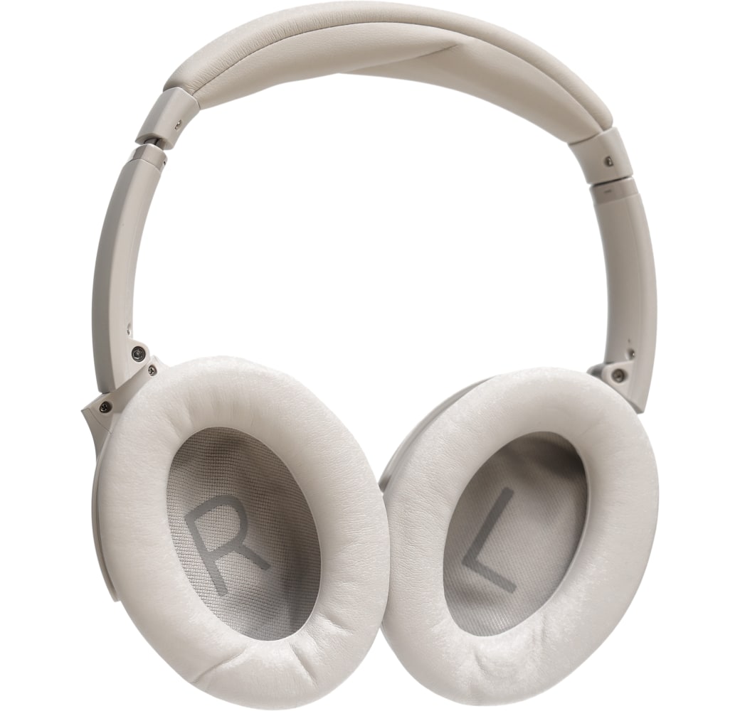 White Bose Quietcomfort 45 Noise-cancelling Over-ear Bluetooth headphones.3