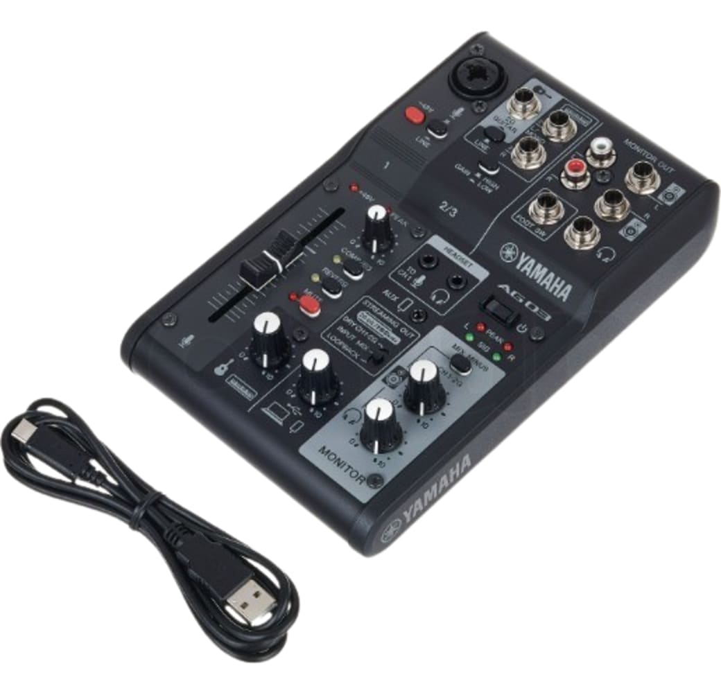 Negro Yamaha AG03 MK2 Audio Interface.4