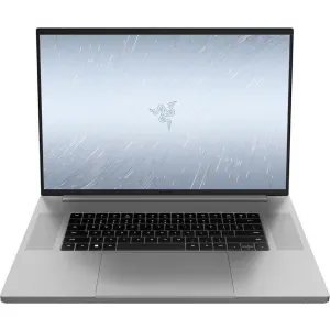 Razer Blade 18 (2024) Gaming Notebook - Intel® Core™ i9-14900HX - 32GB - 2TB SSD - NVIDIA® GeForce® RTX 4090