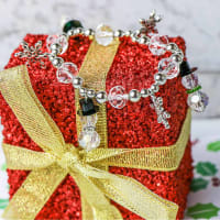 Jingle Bell Bracelet Craft - Single Girl's DIY