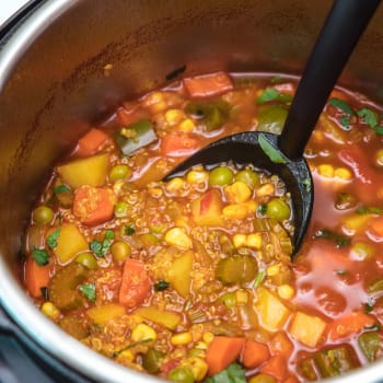 Bang Bang Sauce Recipe {Less Than 5 Mins} - Spice Up The Curry