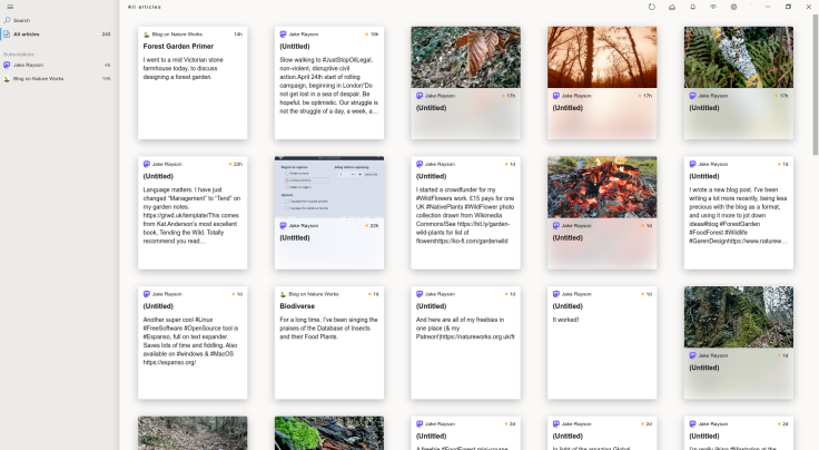 Screenshot of grid of RSS reader