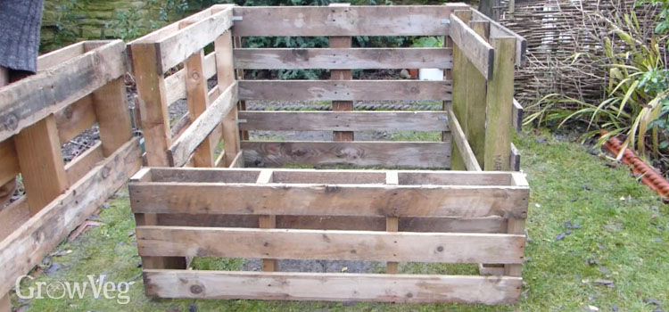 pallet compost bin with door 2x