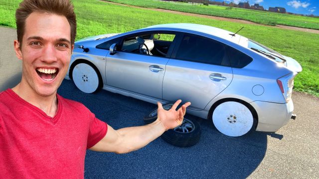 I PUT WOODEN WHEELS ON MY CAR