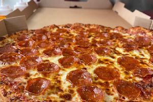 PAPA JOHNS PIZZA - 33 Photos & 82 Reviews - 3301 E 12th St