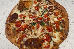 pizza delivery key west late night