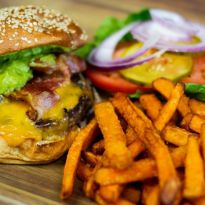 Yo Burger Takeout Delivery 214 Photos 246 Reviews Burgers 3726 Riverdale Ave Riverdale Bronx Ny Restaurant Reviews Phone Number Menu Yelp