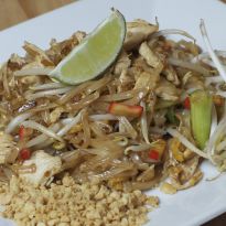 Del Ray Thai Delivery Thai Take Out In Del Ray Alexandria Grubhub