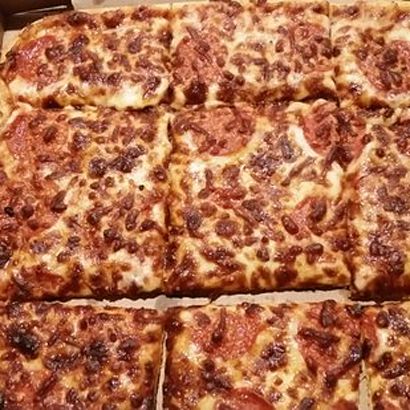 best pizza in panama city beach that delivers