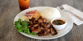 Bangkok Kitchen Delivery Menu Order Online 136 W Macarthur Blvd Santa Ana Grubhub