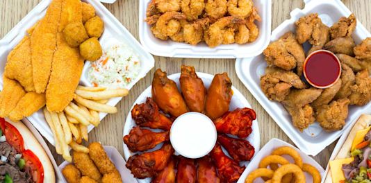 Wings With Mild Sauce at Harold's Chicken Shack – Chicago Magazine