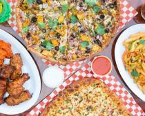Chicago S Pizza With A Twist Delivery Near You Order Online Grubhub