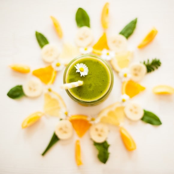 Grüne Smoothies Rezept für Anfänger mit Aprikose und Orange