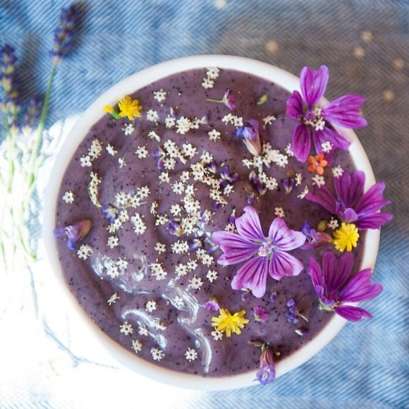 Nicecream Rezept mit Blaubeeren und Mandelmilch