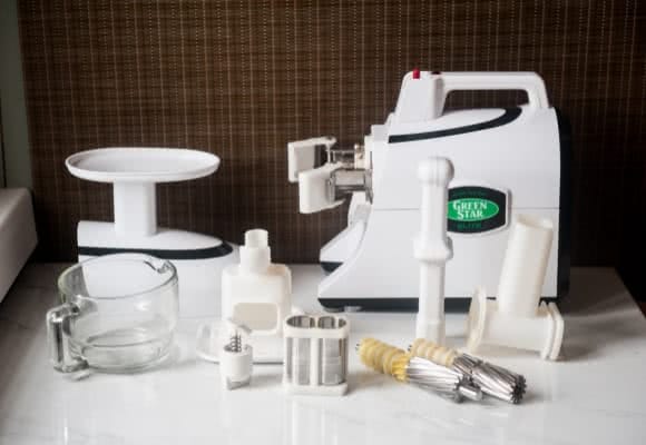 Bestandteile eines Slow Juicers