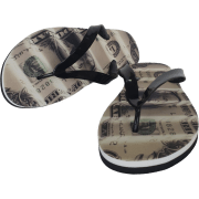 Chanclas personalizadas en goma EVA bicapa