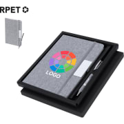 Set de bloc y bolígrafo RPET personalizado con detalle metálico 23.5 x 19.5 cm