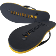 Chanclas personalizadas en goma EVA bicapa con logo en suela 